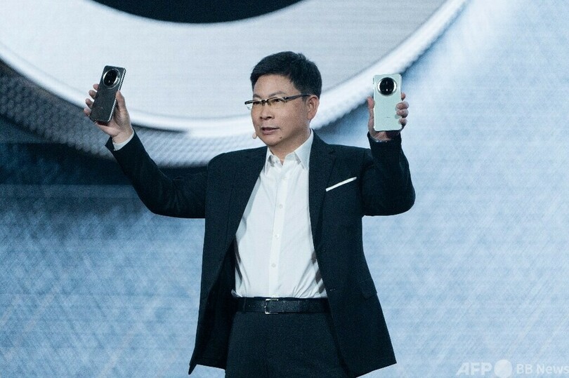 ファーウェイ 独自開発OS搭載のスマートフォン「Mate 70」を発表