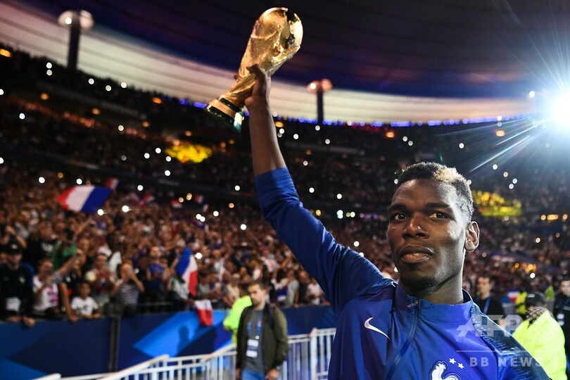 フランスがNL初勝利、試合後にW杯優勝セレモニー