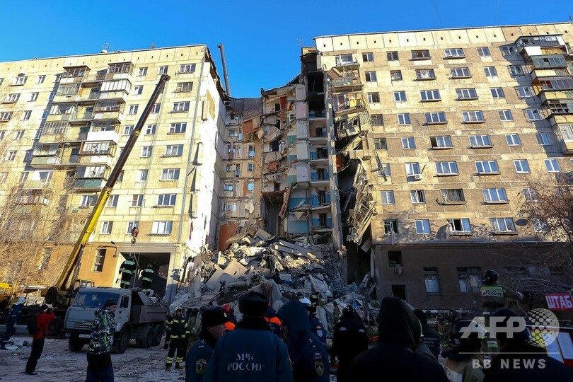 ロシアの住居ビル爆発事故、死者14人に