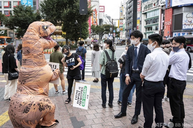 「ヴィーガンになろう！」 動物愛護団体、渋谷で呼び掛け