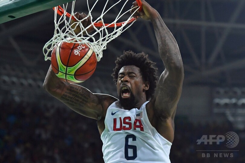 米国がアルゼンチンに大勝、スペインとの準決勝へ バスケ男子