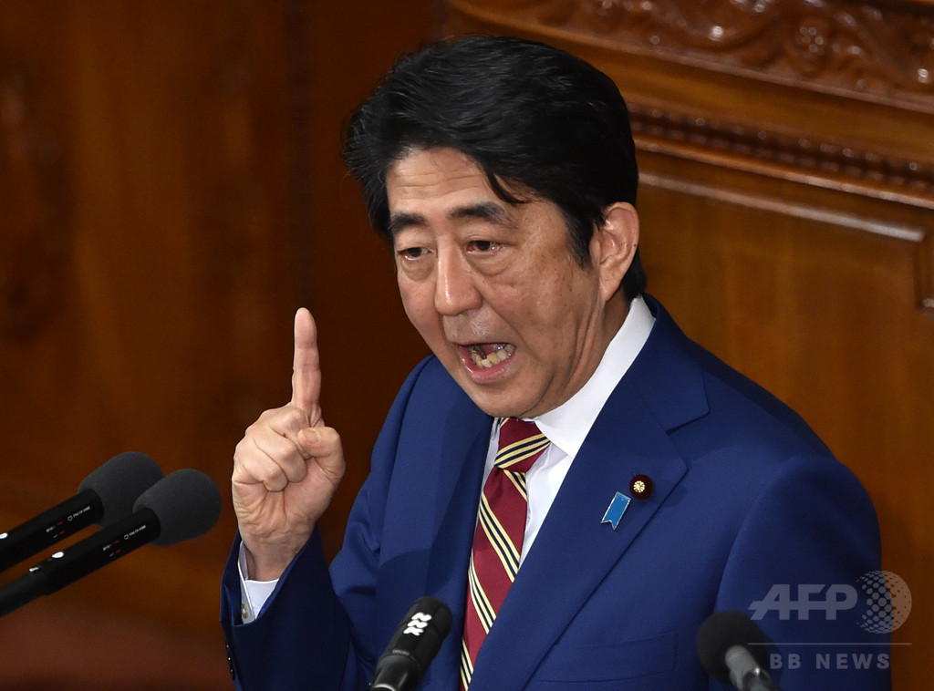 円高と株価下落でアベノミクス正念場、政策失敗指摘する声 円高と株価下落でアベノミクス正念場、政策失敗指摘する声