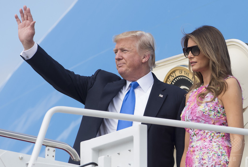 ✤ninni②✤1924年以前マイセン『トランプを持つ女性』 ドイツ 1880年代 磁器 MEISSEN マイセン 貴婦人オブジェ