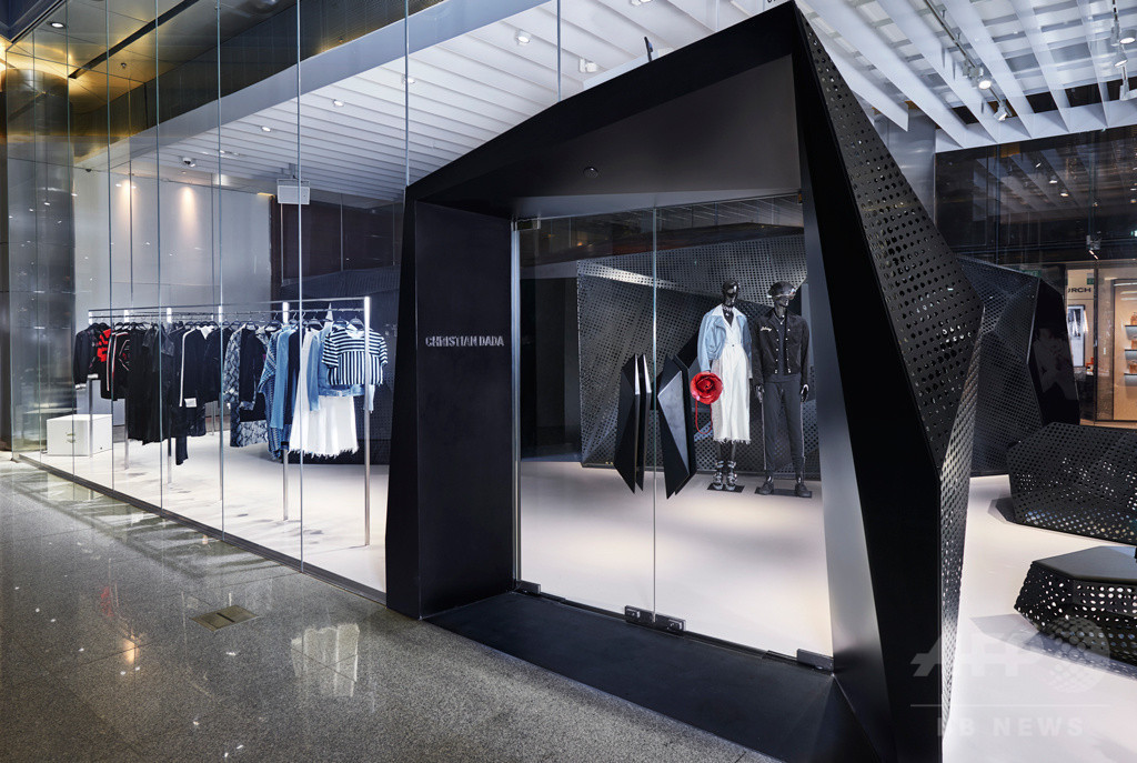 「クリスチャン・ダダ」がシンガポール店をオープン