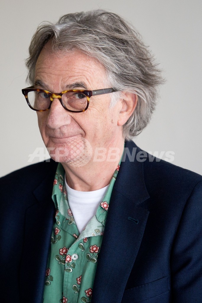 ポール・スミスの世界観に浸るエキシビション、英ロンドンで開催