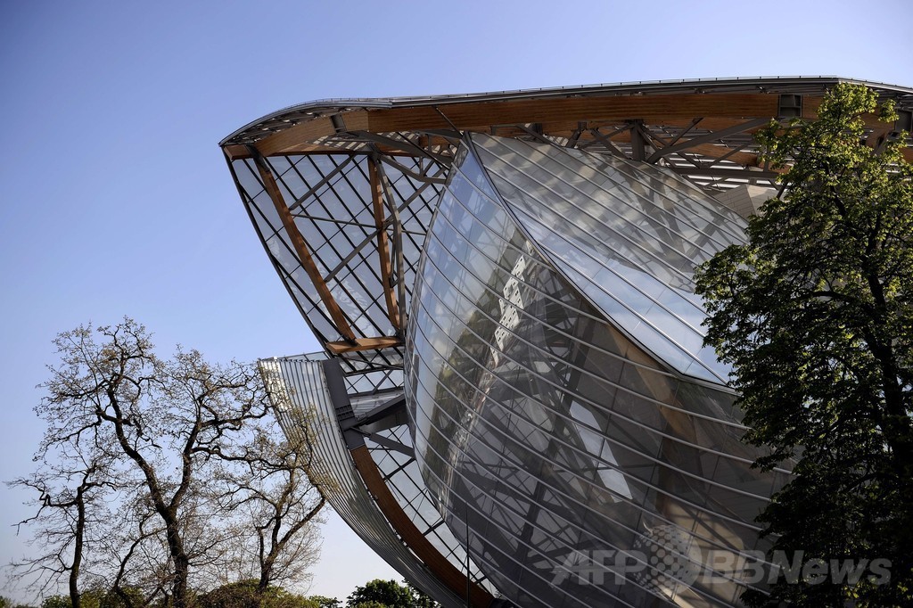 「ルイ・ヴィトン ファウンデーション」、10月27日オープン決定