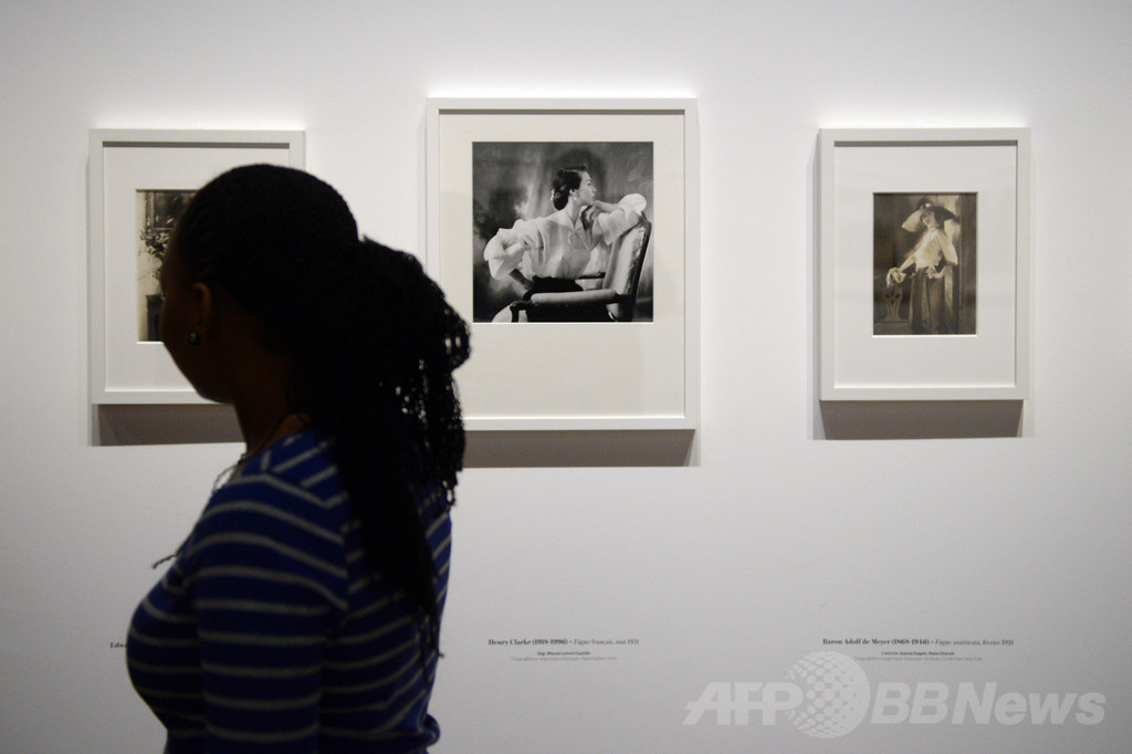 「VOGUE」アーカイブ写真展、仏パリ・モード博物館で開催