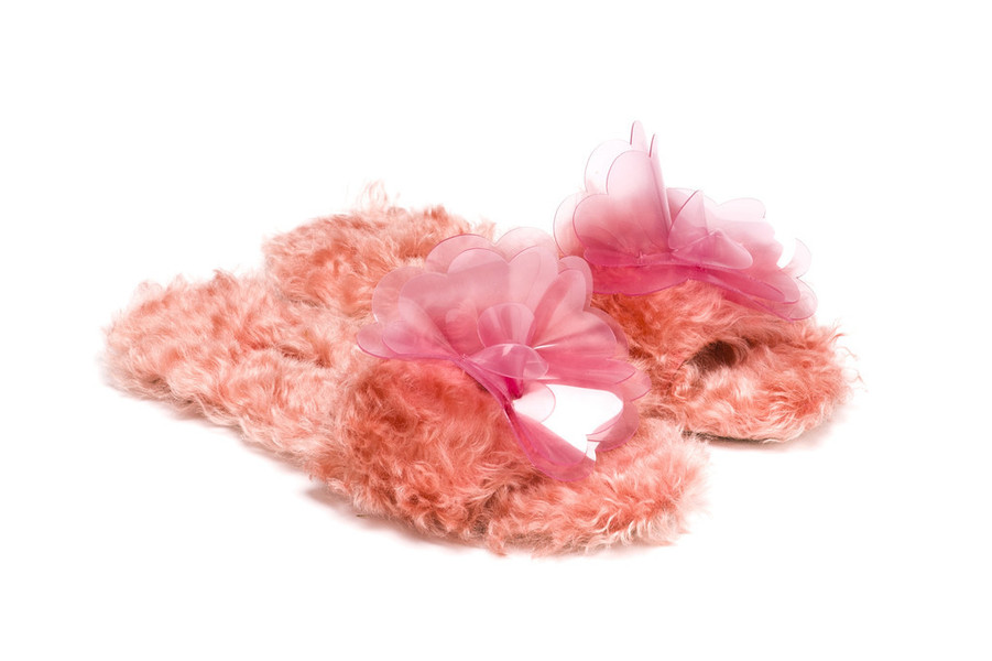 「ミュウミュウ」伊勢丹で2つの期間限定ポップアップストア