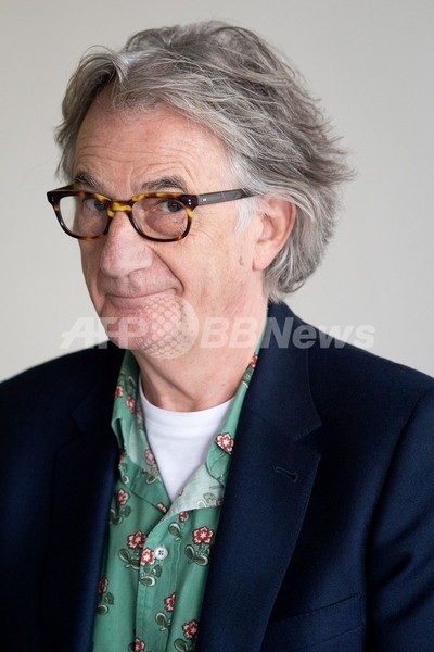 ポール・スミスの世界観に浸るエキシビション、英ロンドンで開催