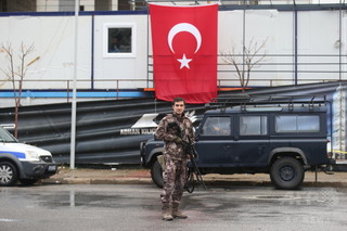 トルコのIS掃討一斉捜査、拘束者数750人超に トルコのIS掃討一斉捜査、拘束者数750人超に