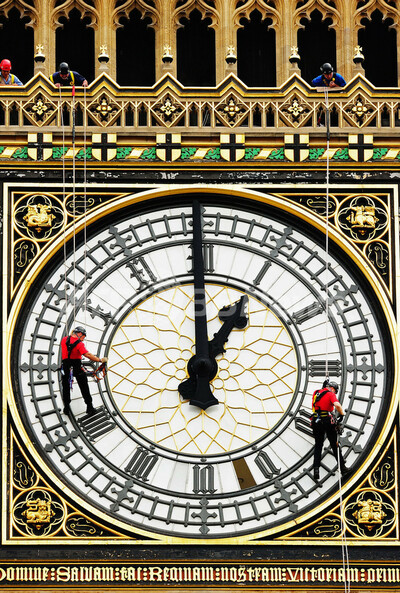 大時計の修理はひと仕事 英ビッグ ベンの文字盤 写真3枚 ファッション ニュースならmode Press Powered By Afpbb News