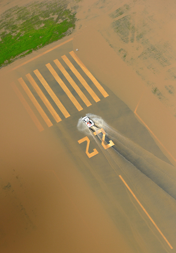 豪州の大洪水、水没面積はドイツ・フランスの合計面積より広大