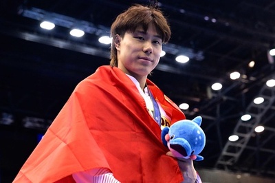 中国の覃が平泳ぎ3冠の偉業 オキャラハンも初の2冠 世界水泳