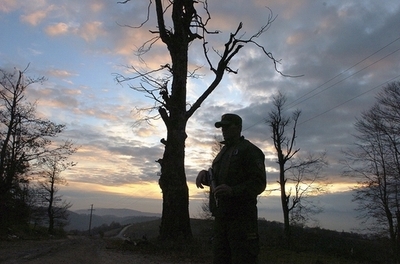 マケドニアの記者、殺人などの容疑で逮捕 自分の犯行を報道か