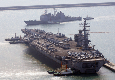 合同軍事演習のため米新鋭空母が寄港、北朝鮮は非難 - 韓国