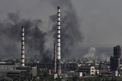 セベロドネツクの工場、15日に民間人避難 ロシア国防省