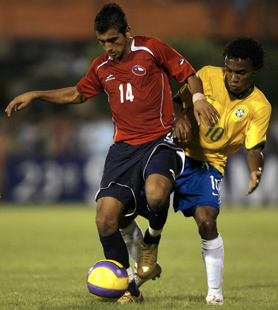 ＜サッカー 07南米ユース選手権＞チリ ブラジルと引き分ける - パラグアイ