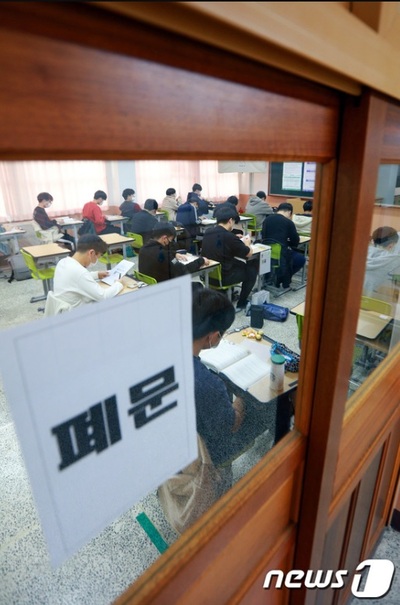 韓国の中学生、ソウルから周辺都市に分散…不動産価格影響か