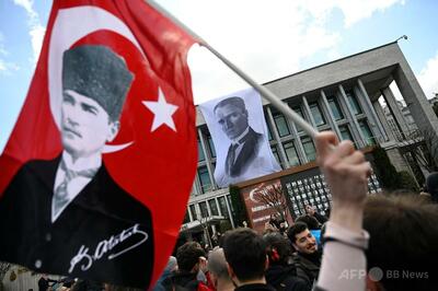 トルコ、700以上のXアカウント閉鎖を要求