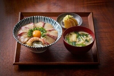 伊勢丹KITCHEN STAGEに「自然の恵みあふれるユーグレナ育ち御膳」が期間限定で登場