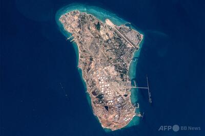 イラン石油拠点のカーグ島周辺で爆発か、イランメディア報道