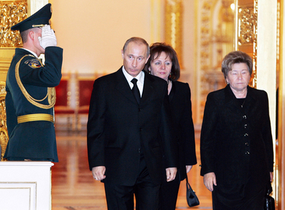 大統領年次教書演説、三選の可能性に注目集まる - ロシア