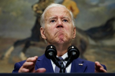 バイデン氏、最高裁の「暴走」非難 中絶支援へ大統領令