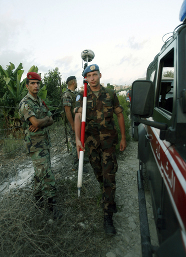 レバノンからイスラエルにロケット弾、2発着弾も死傷者なし