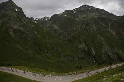 コスタがステージ2勝目、フルームは総合優勝に前進 ツール・ド・フランス