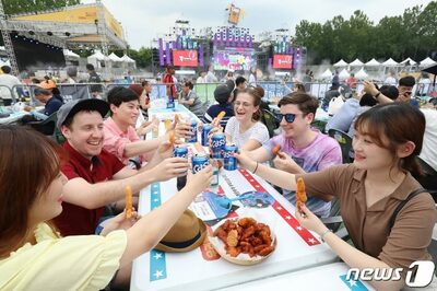 韓国旅行で広がる新定番…「前半はグルメ」「締めは皮膚科」という訪韓外国人の消費動向