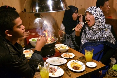 日本でハラールツーリズム、イスラム教徒の観光客取り込み狙う