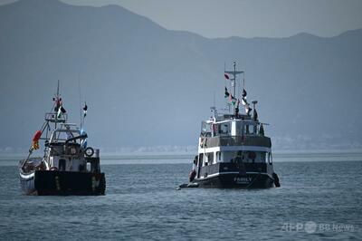 ガザ支援船団、2夜連続の攻撃を報告 無人機か