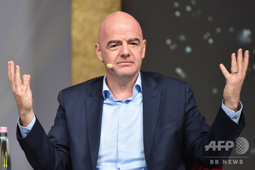 FIFA会長、サッカーがいつ再開できるか「誰にも分からない」