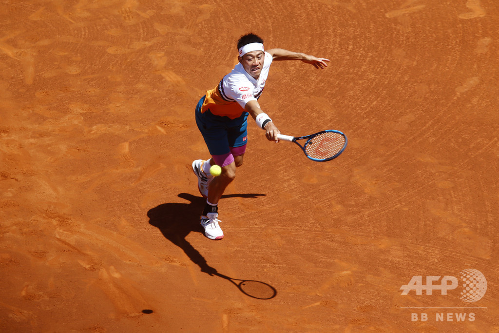 錦織、ダブルヘッダー連勝でイタリア国際8強入り 錦織、ダブルヘッダー連勝でイタリア国際8強入り