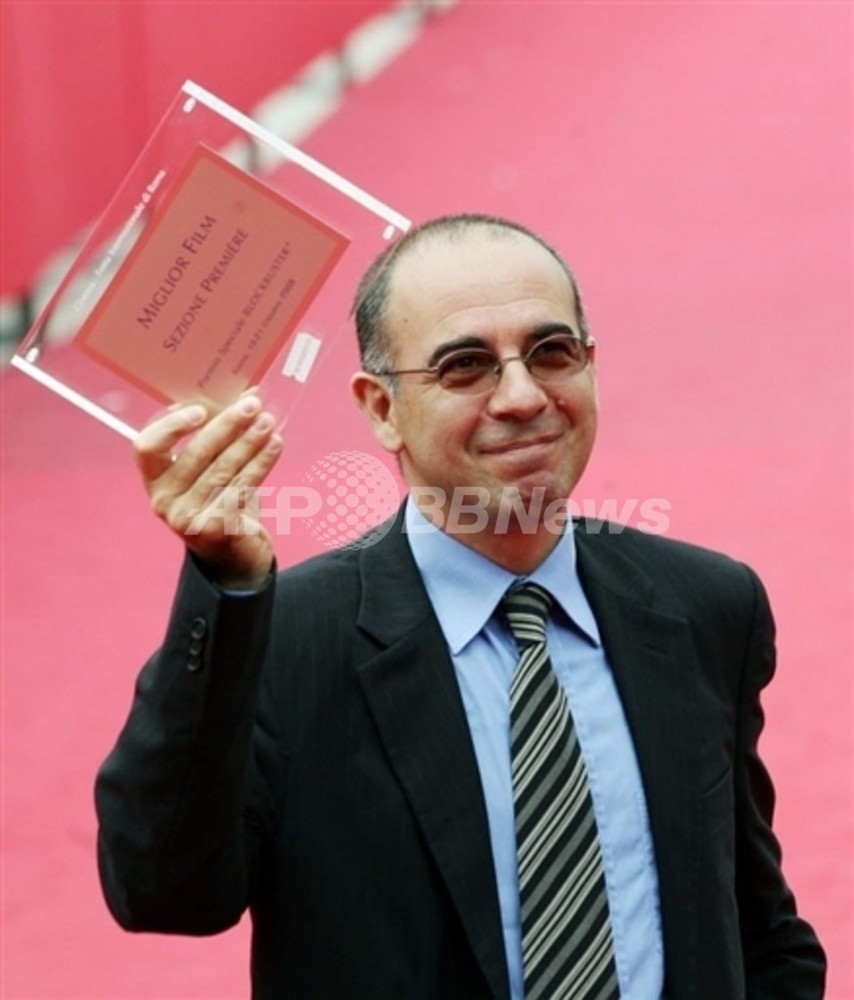 ジュゼッペ トルナトーレ 強盗に襲われ病院に運ばれる 写真1枚 国際ニュース Afpbb News