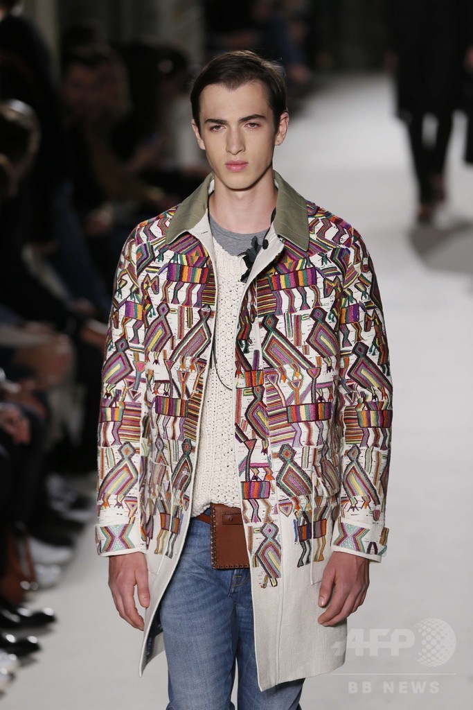 「ヴァレンティノ」16年春夏メンズ