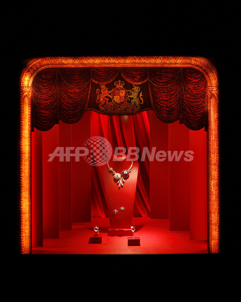 熊川哲也、ヴァン クリーフ＆アーペルとバレエ「ジュエルズ」でコラボ