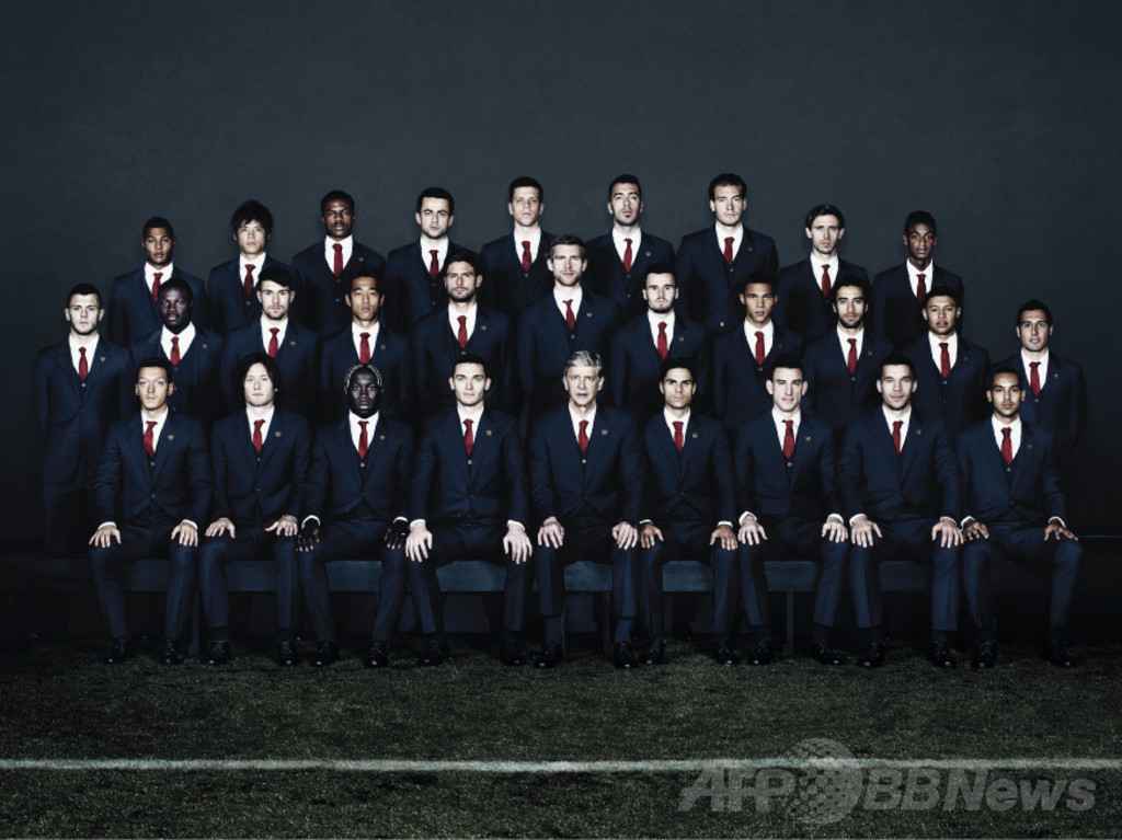 「ランバン」がデザイン、英サッカークラブ・アーセナル公式スーツ