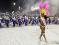 カーニバルシーズンが到来したブラジル。写真は、サンパウロ（Sao Paulo）で開催されたパレード1日目の様子（2012年2月18日撮影）。(c)AFP/BRAZIL PHOTO PRESS/VANESSA CARVALHO