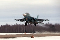離陸するロシア軍のスホイ34戦闘爆撃機。同国国防省提供の動画より（2022年3月6日撮影、資料写真）。(c)AFP PHOTO / Russian Defence Ministry