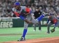 東京ドームで行われたワールド・ベースボール・クラシックの対日本戦で投げるキューバのノエルビス・エンテンザ投手（2017年3月7日撮影）。(c)KAZUHIRO NOGI / AFP