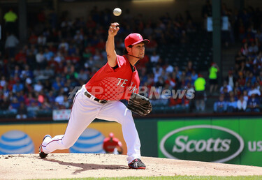 ダルビッシュ、14奪三振も3失点で勝敗つかず 写真4枚 国際ニュース