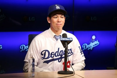 前田健太がドジャースと8年契約を結ぶ