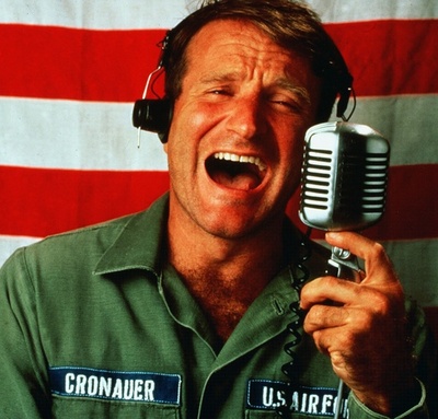 名優ロビン・ウィリアムズ、コメディー演技の裏で見せた影