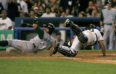 岩村 1安打を記録し4連勝に貢献