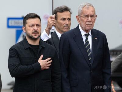 トランプ氏と米国製武器購入を協議へ ゼレンスキー氏