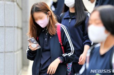 韓国の若者、スマホのアプリ慣れすぎて「電話での通話、怖い」 (上)