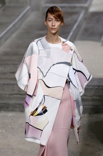 カリフォルニアと日本のカルチャーをミックス、「ケンゾー」15年春夏