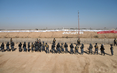 イラクのイラン人難民キャンプで衝突、死者50人超か