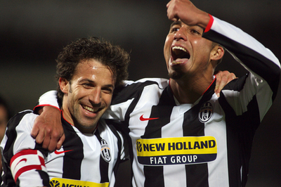 ユベントス アウェーでリボルノ降す